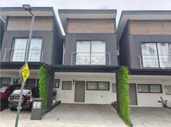 ALQUILER  DE CASA NUEVA, ALAJUELA, SAN RAFAEL, CONDOMINIO ARCADIA.