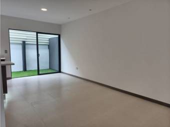 ALQUILER  DE CASA NUEVA, ALAJUELA, SAN RAFAEL, CONDOMINIO ARCADIA.