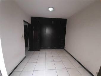 Se alquila casa en Pozos Santa Ana 27-542