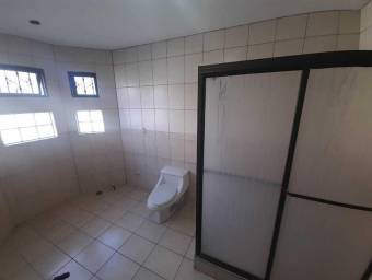 Se alquila casa en Pozos Santa Ana 27-542