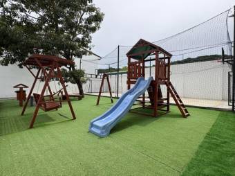 Casa en Venta en Condominio en Pozos Santa Ana 