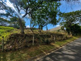 Se vende lote en San Antonio Belén 27-475