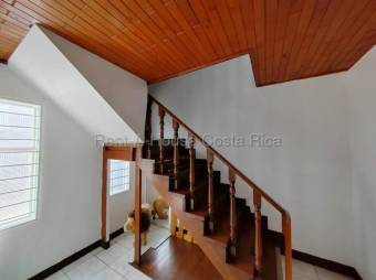 Alquiler de Casa en Oriental de Cartago. RAH 27-591