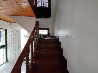 Alquiler de Casa en Oriental de Cartago. RAH 27-591