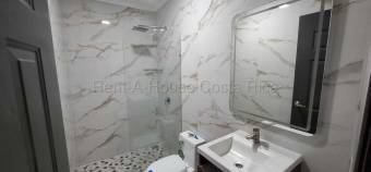 Venta de Casa AMUEBLADA en La Guácima de Alajuela. RAH 27-582