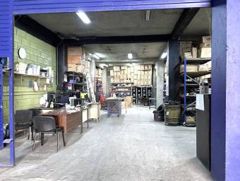 VENTA Edificio Comercial de 3 Pisos en el Corazón de San José  