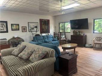 VENTA DE QUINTA CON CASA SEMI-AMUEBLADA Y APTO, ALAJUELA, SAN MATEO
