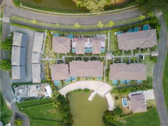 VENTA DE TOWNHOUSE PISICNA, PUNTARENAS, JACÓ, PLAYA HERMOSA