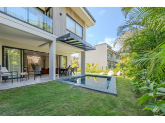 VENTA DE TOWNHOUSE PISICNA, PUNTARENAS, JACÓ, PLAYA HERMOSA