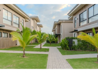VENTA DE TOWNHOUSE PISICNA, PUNTARENAS, JACÓ, PLAYA HERMOSA