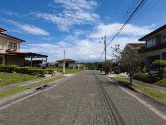 Se vende lote en La Guacima Alajuela 26-328