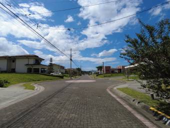 Se vende lote en La Guacima Alajuela 26-328