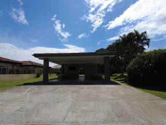 Se vende lote en La Guacima Alajuela 26-328