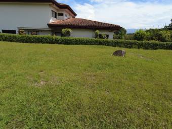 Se vende lote en La Guacima Alajuela 26-328