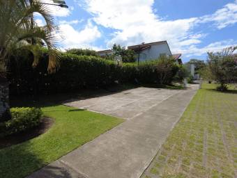 Se vende lote en La Guacima Alajuela 26-328