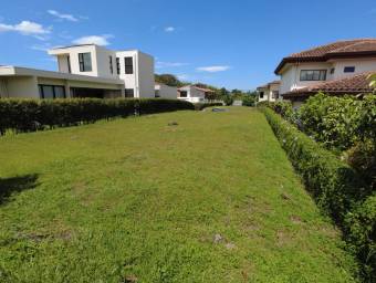 Se vende lote en La Guacima Alajuela 26-328