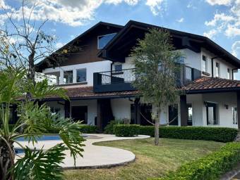 Se vende lote en La Garita Alajuela 26-1256