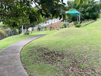 Se vende lote en La Guacima Alajuela 26-565