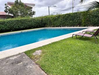 Se vende lote en La Guacima Alajuela 26-565