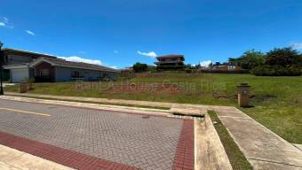 Se vende lote en La Guacima Alajuela 27-102
