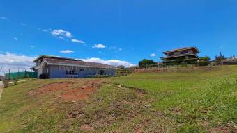 Se vende lote en La Guacima Alajuela 27-102