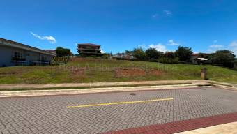 Se vende lote en La Guacima Alajuela 27-102