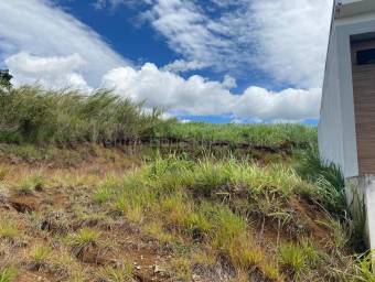 Se vende lote en Escazú Centro 26-2079