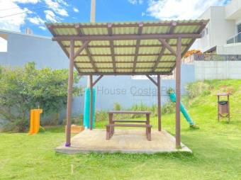 Alquiler de Apartamento para ESTRENAR en Ulloa-Heredia. RAH 27-637