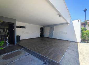 Se vende casa en Alajuela Centro 27-650