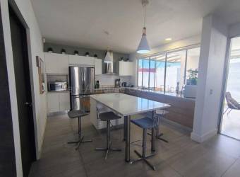 Se vende casa en Alajuela Centro 27-650
