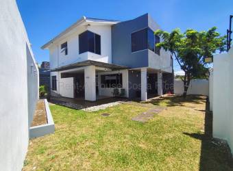 Se vende casa en Alajuela Centro 27-650