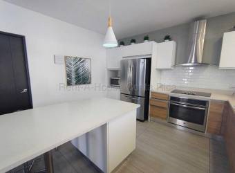 Se vende casa en Alajuela Centro 27-650