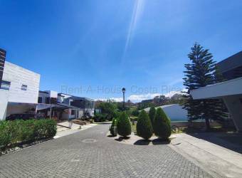 Se vende casa en Alajuela Centro 27-650
