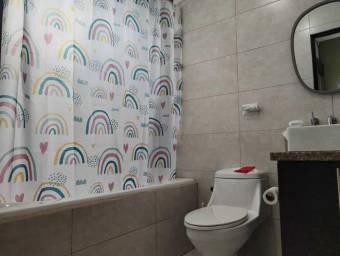 Se vende casa en Sabanilla Montes de Oca 27-675