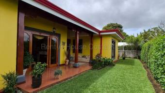 Se vende casa en Vásquez de Coronado San José 27-651