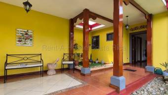Se vende casa en Vásquez de Coronado San José 27-651