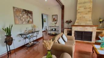 Se vende casa en Vásquez de Coronado San José 27-651