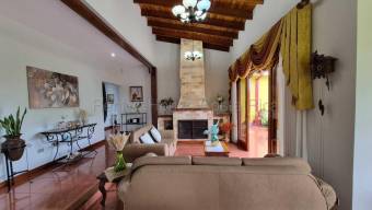 Se vende casa en Vásquez de Coronado San José 27-651