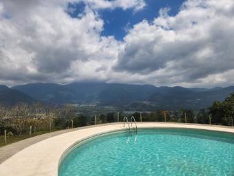 Se vende lote en Paraíso Cartago 27-670