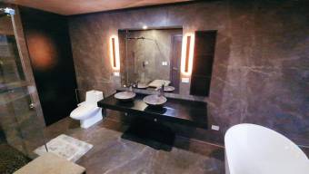 Venta de penthouse de lujo con vista al Valle Central en Curridabat #25-2048 GS