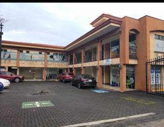 Se alquila local comercial en San Antonio Belén 27-696