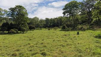 SE VENDE FINCA CON QUEBRADA NATURAL Y FACIL ACCESO EN SAN FRANCISCO DE RIVAS
