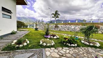 Venta de Casa en Pérez Zeledón. RAH 27-695