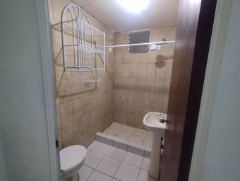 Venta de proyecto con 20 apartamentos y 3 locales comerciales en Heredia #26-549 GS