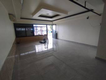 Venta de proyecto con 20 apartamentos y 3 locales comerciales en Heredia #26-549 GS