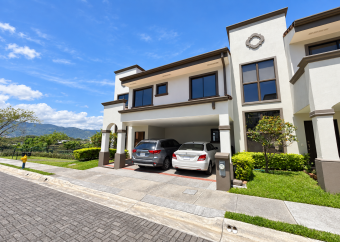Two-story house for sale in a gated community in Lagunilla, Ulloa, Heredia. Bank-owned property. Two-story house for sale in a gated community in Lagunilla, Ulloa, Heredia. Bank-owned property.