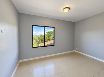 Two-story house for sale in a gated community in Lagunilla, Ulloa, Heredia. Bank-owned property. Two-story house for sale in a gated community in Lagunilla, Ulloa, Heredia. Bank-owned property.