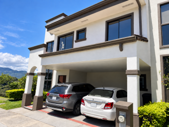 Two-story house for sale in a gated community in Lagunilla, Ulloa, Heredia. Bank-owned property. Two-story house for sale in a gated community in Lagunilla, Ulloa, Heredia. Bank-owned property.