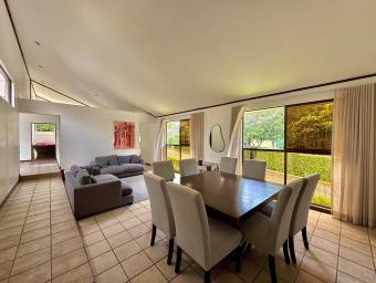 Venta de casa familiar en condominio con piscina #26-773 GS