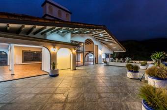 FOR SALE Luxury Mansion Estate in San Antonio de Escazú with Two Independent Residences and Resort S